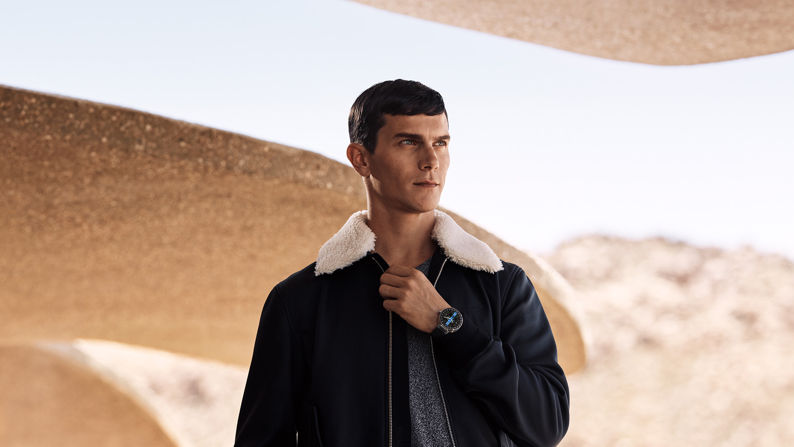 Louis Vuitton's First Luxury Smartwatch - Tambour Horizon