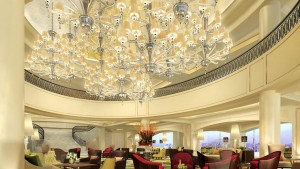 Perfect chandeliers for luxurious hotels