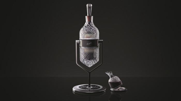 This Penfolds bespoke crystal decanter will make your wine taste better