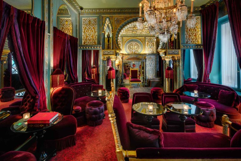 Luxury Travel: Places You need to Visit in Paris