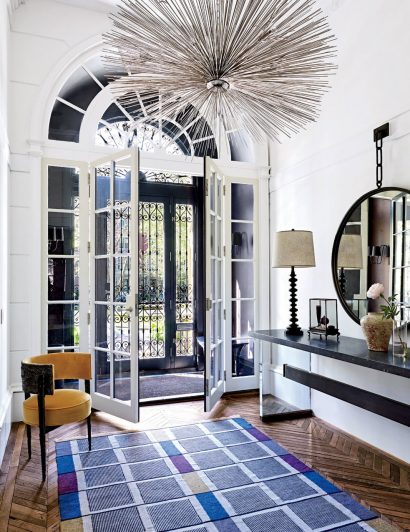 7 Elegant Entryways for the Home of Your Dreams 04