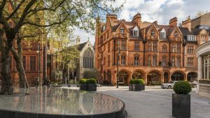 Meet Mayfair – The Most Desirable Neighborhood in London