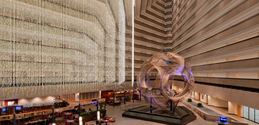 Striking Luxury Hotel Lobbies Around The World