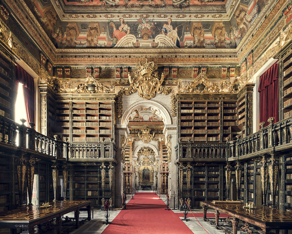 The Most Beautiful Libraries Around The World 02