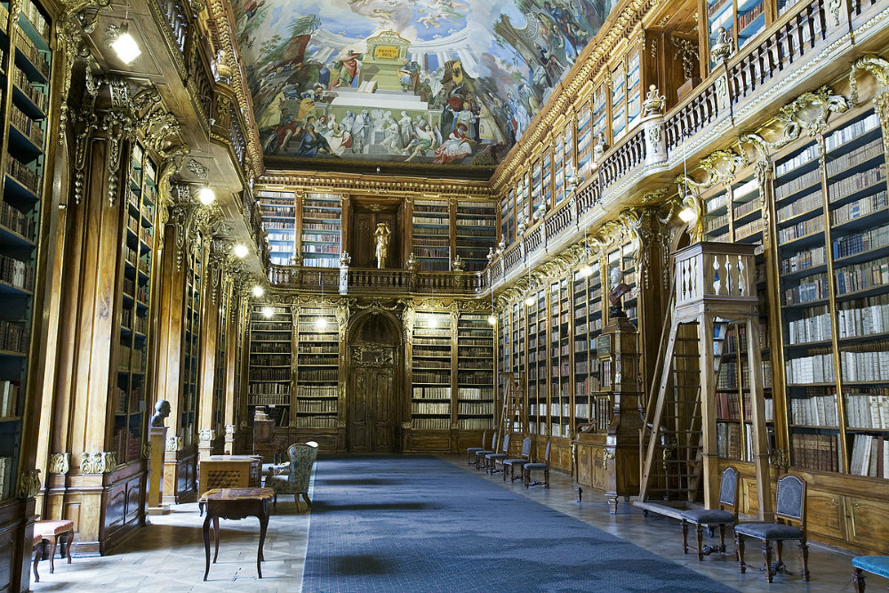 The Most Beautiful Libraries Around The World 06