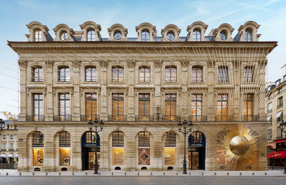 Ultimate Guide to Shopping at Louis Vuitton in Paris - The Luxury