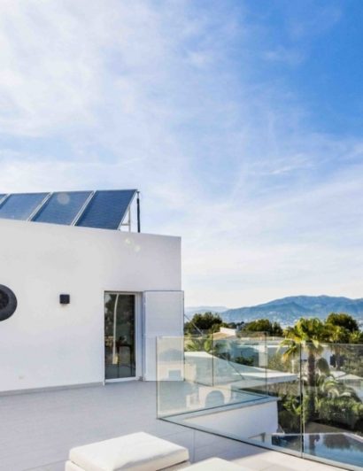 Alexander McQueen Spanish Villa Sold For Almost $3 Million