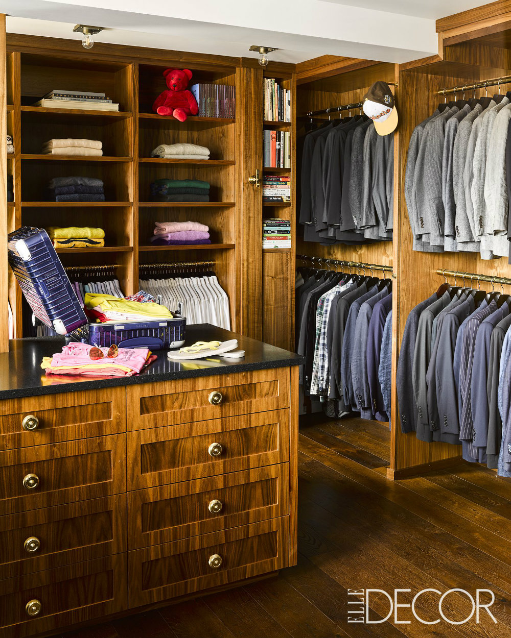 Inside The Most Impressive Celebrity Closets 01