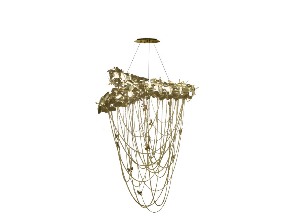 Dramatic Chandeliers You Need In Your Home 02 dramatic chandeliers Dramatic Chandeliers You Need In Your Home Dramatic Chandeliers You Need In Your Home 02