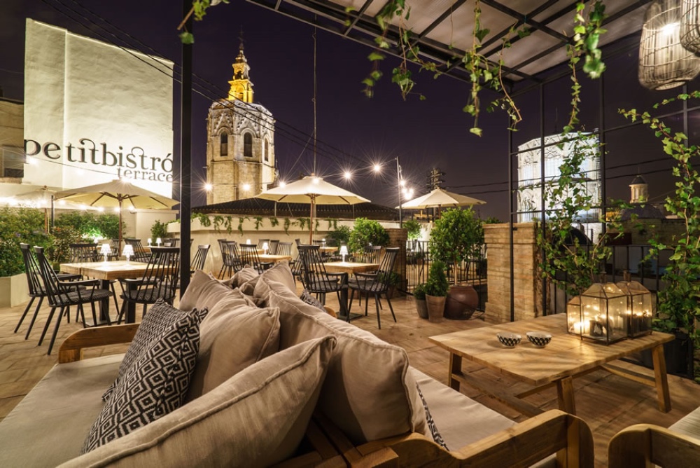 The Finest Bars in Valencia Valencia’s Old Town district,