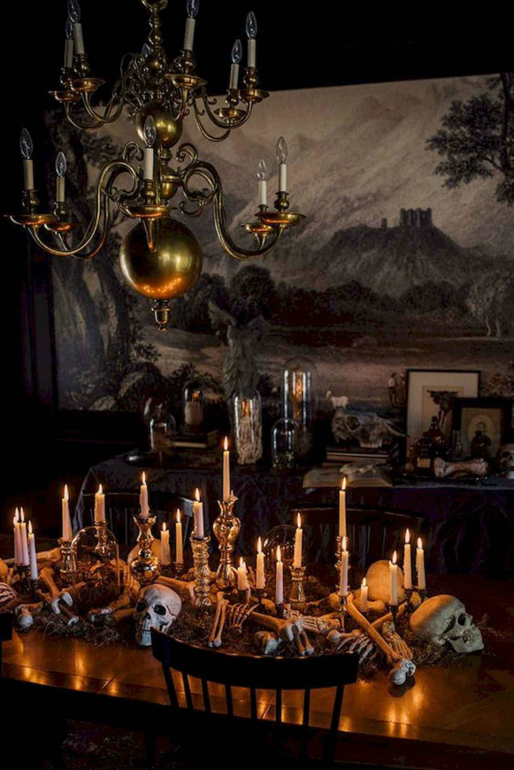 Elegant Halloween Décor Ideas