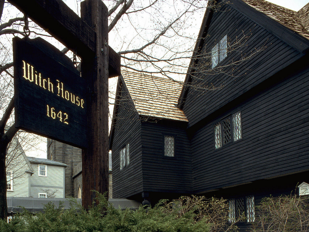 Haunted Destinations for Halloween 2019 01