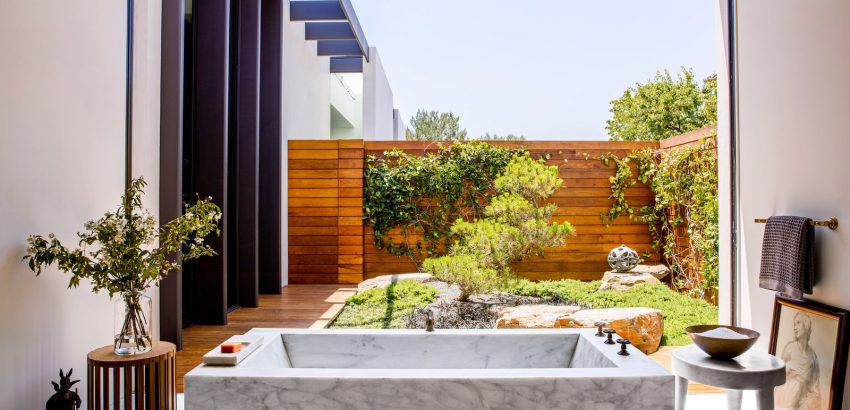 Celebrity Bathrooms You Need To See