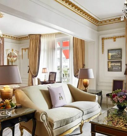 Best Luxury Suites in Paris 03