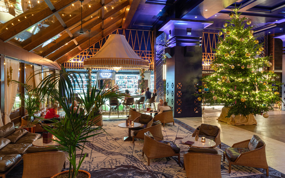 The Most Expensive Christmas Tree In The World 05