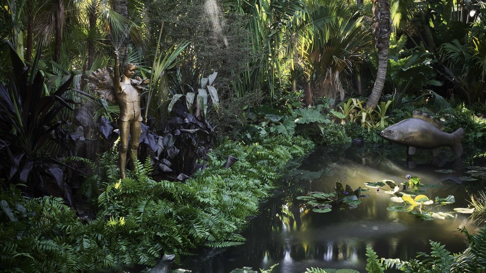 Les Lalanne at the Raleigh Gardens is Miami Beach's Must-See Exhibit 7