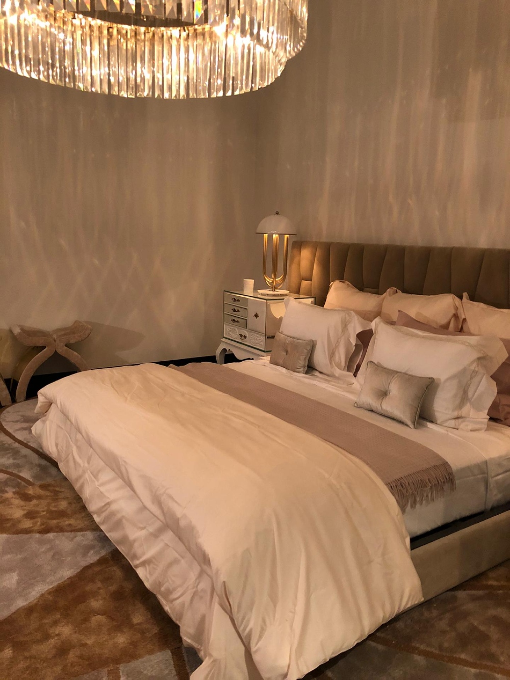 Interior Design New Covet NYC Staging Project with Roberto Rincon (2)