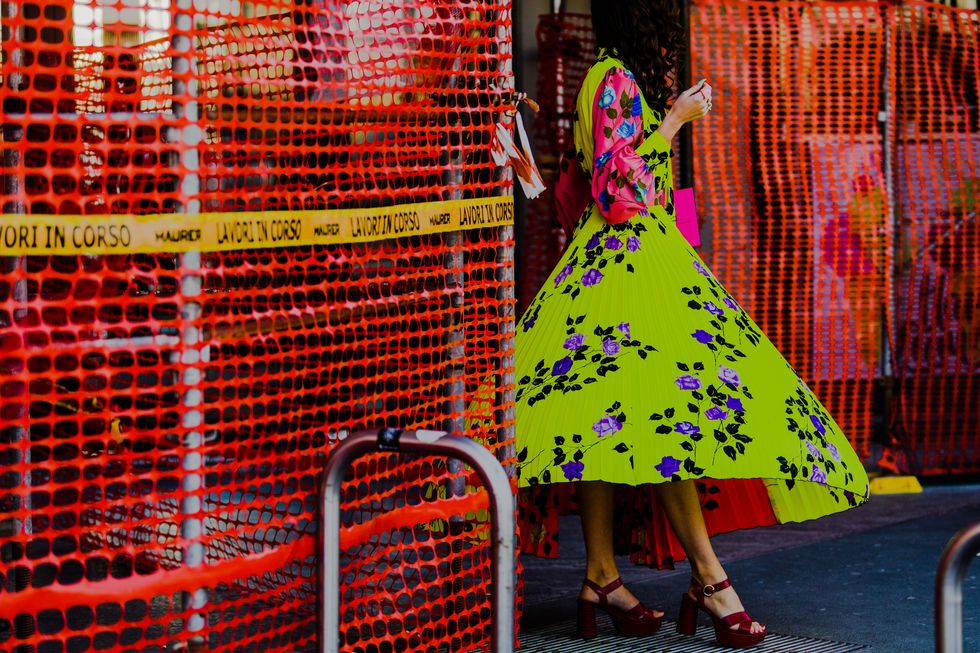 Milan Fashion Week 2020 milan fashion week 2020 The Street Style Trends From Milan Fashion Week 2020 fw20 mfw milan street style tyler joe day 4 067 1582486419