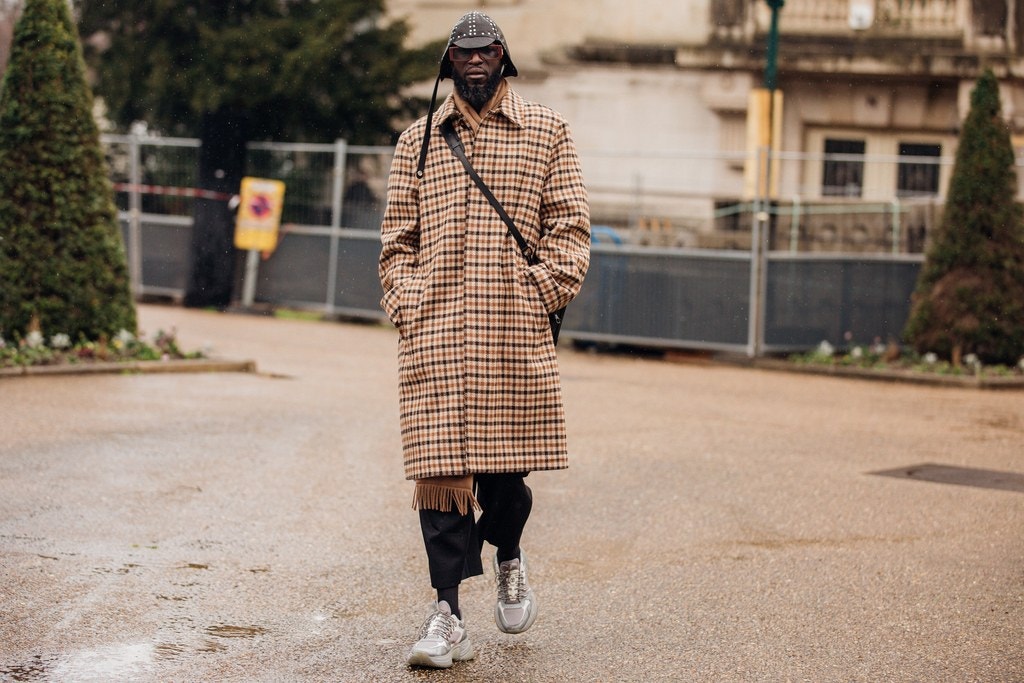 Street Style Tips From Paris Fashion Week 2020 paris fashion week 2020 Street Style Tips From Paris Fashion Week 2020 00005PARIS DAY2 Vogueint 26feb20 credit Jonathan Daniel Pryce 019