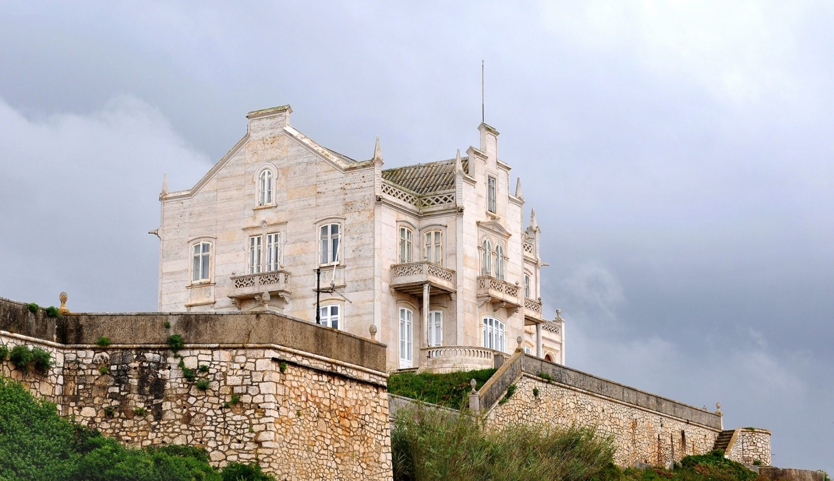 Interior Design Project: A Lisbon Palace Renovation