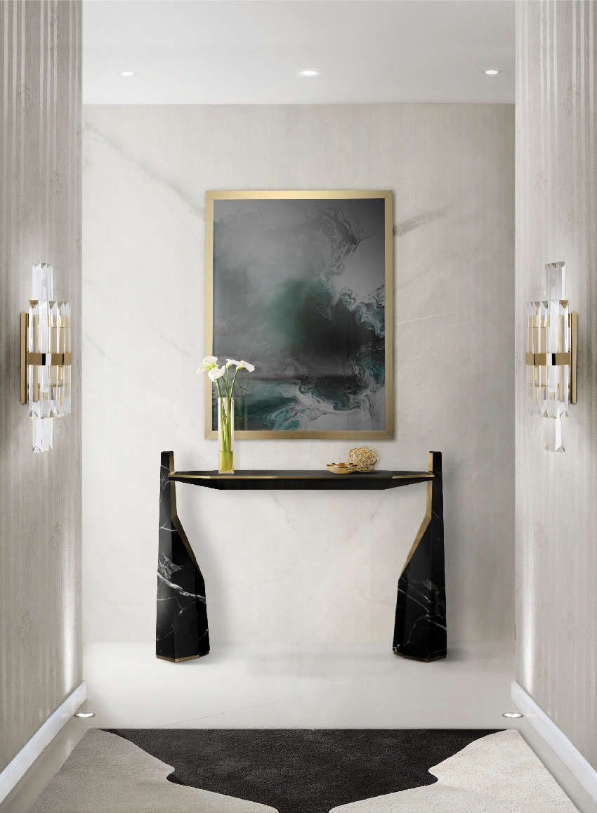 Consoles - An Accent table that makes the difference