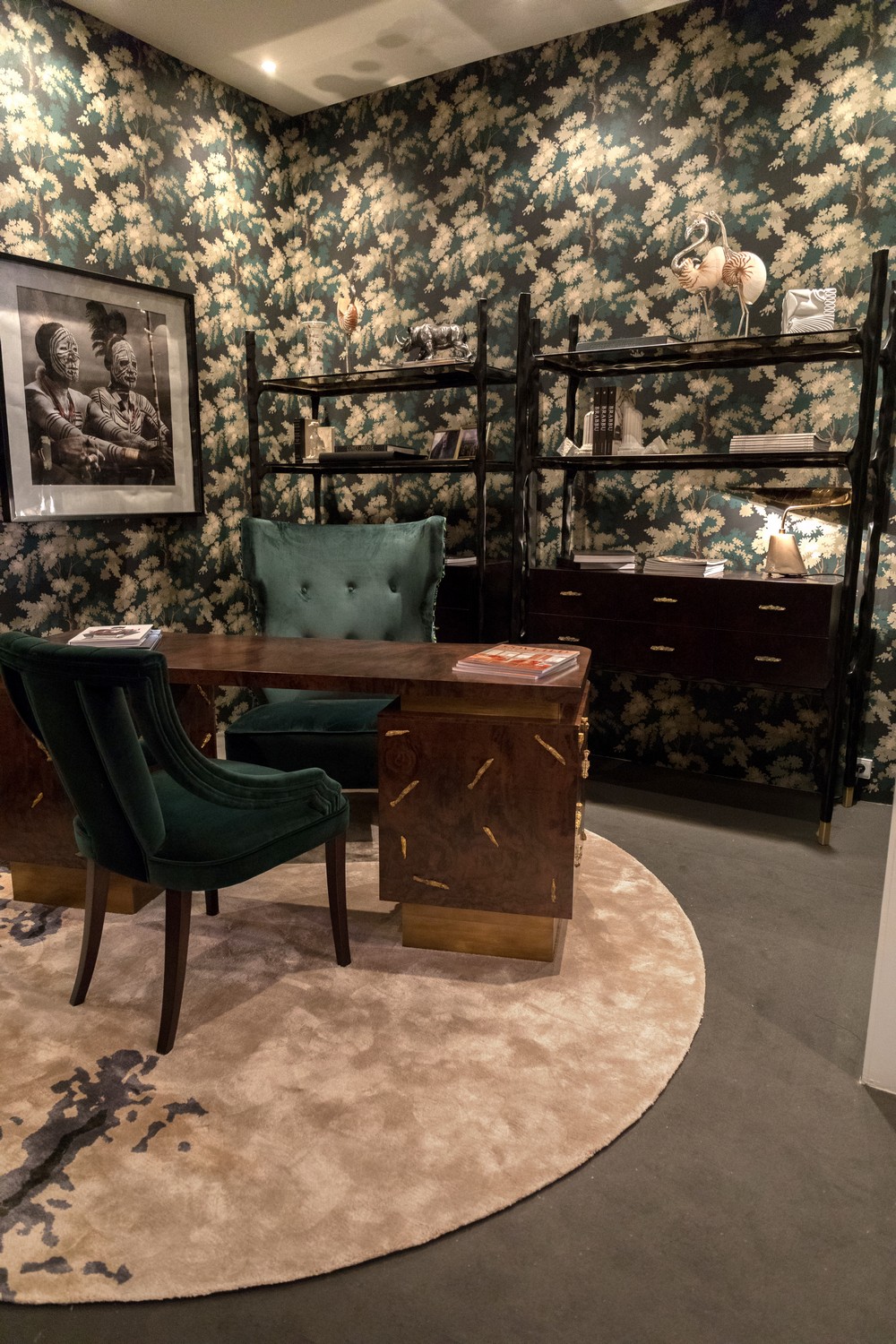 Top 25 Luxury Desks to Modernize Your Home Office Decor In 2023