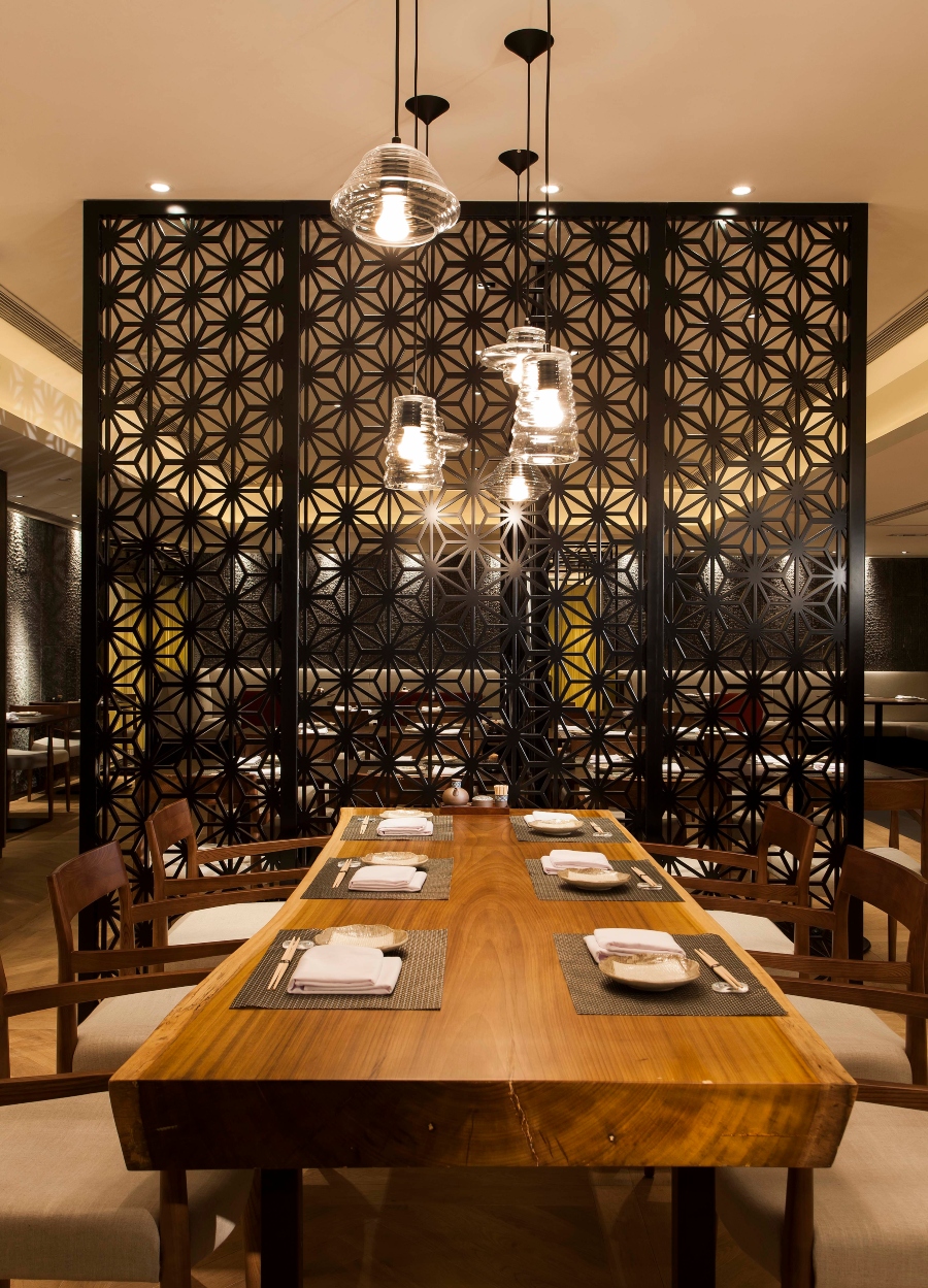 J Candice Interior Architects: Dramatic Yet Opulent Designs