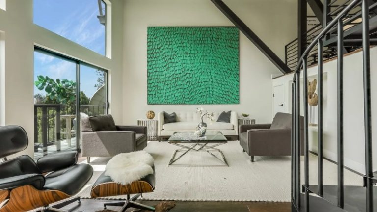 Living Room With Gray Tones And Wood Details The Best Interior Designers In California (Part V)