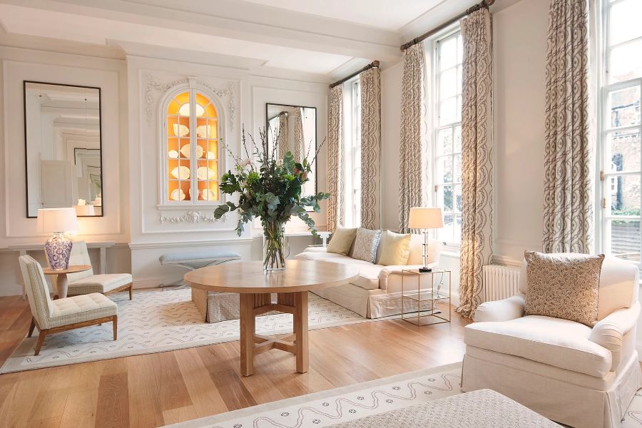 Melissa Wyndham: Falling In Love With Understated Elegance
