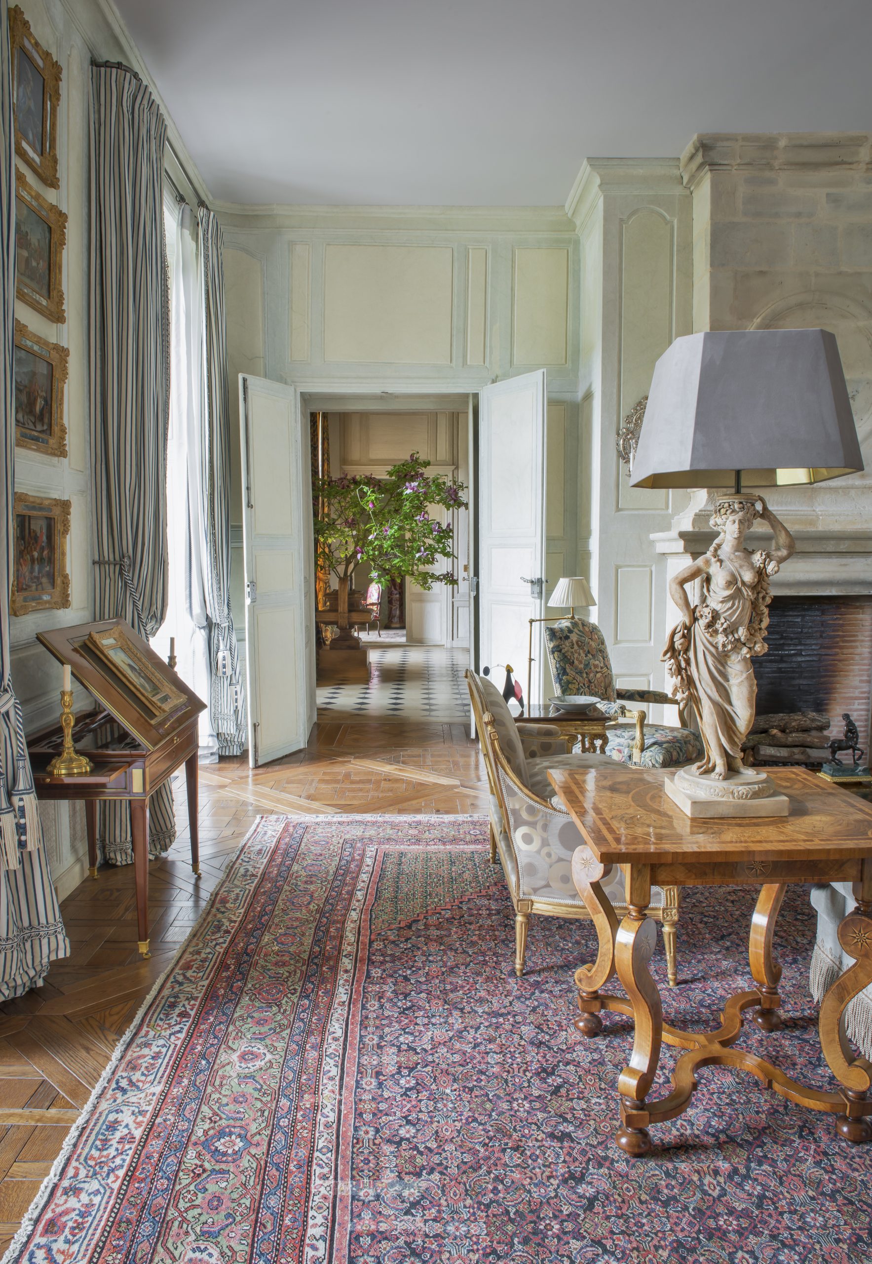 Juan Pablo Molyneux: An Exclusive Interview To This Devout Classicist
