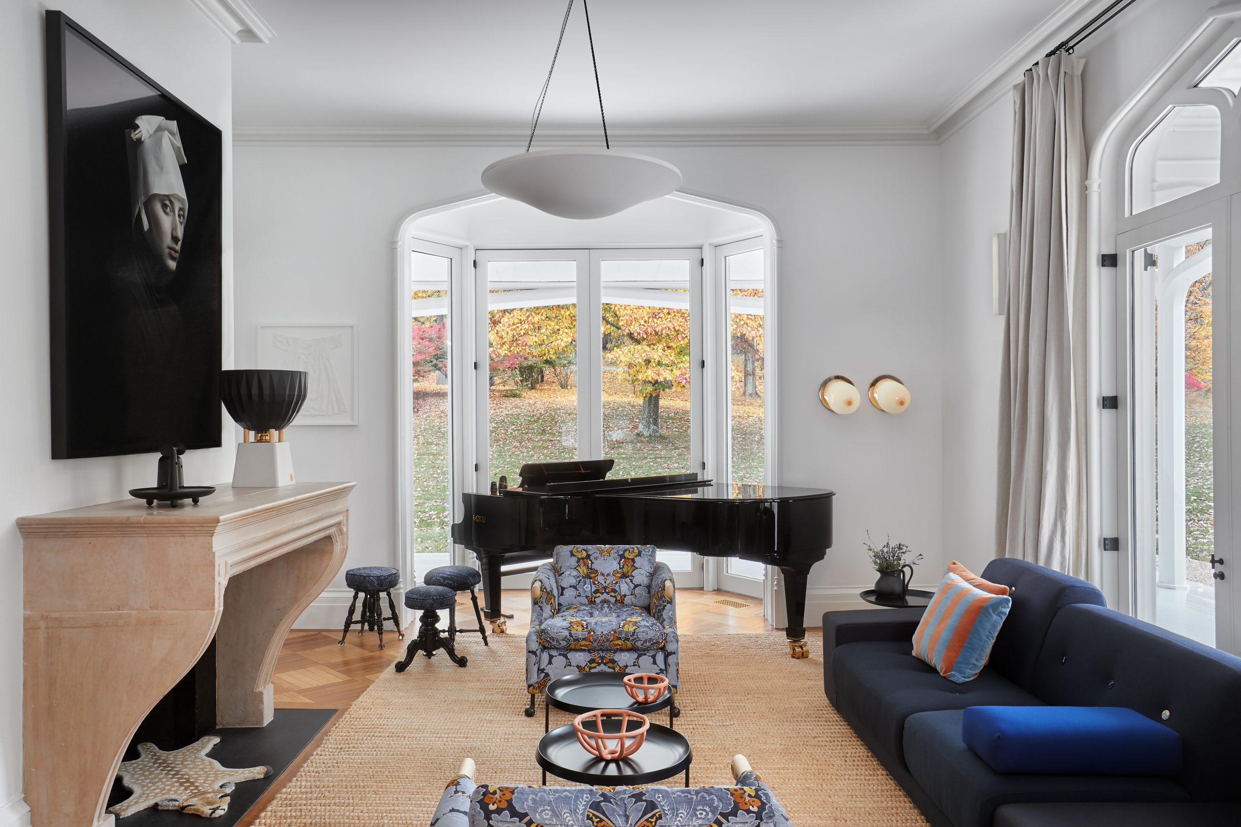Ghislaine Viñas: An Exclusive And Radicalist Design World