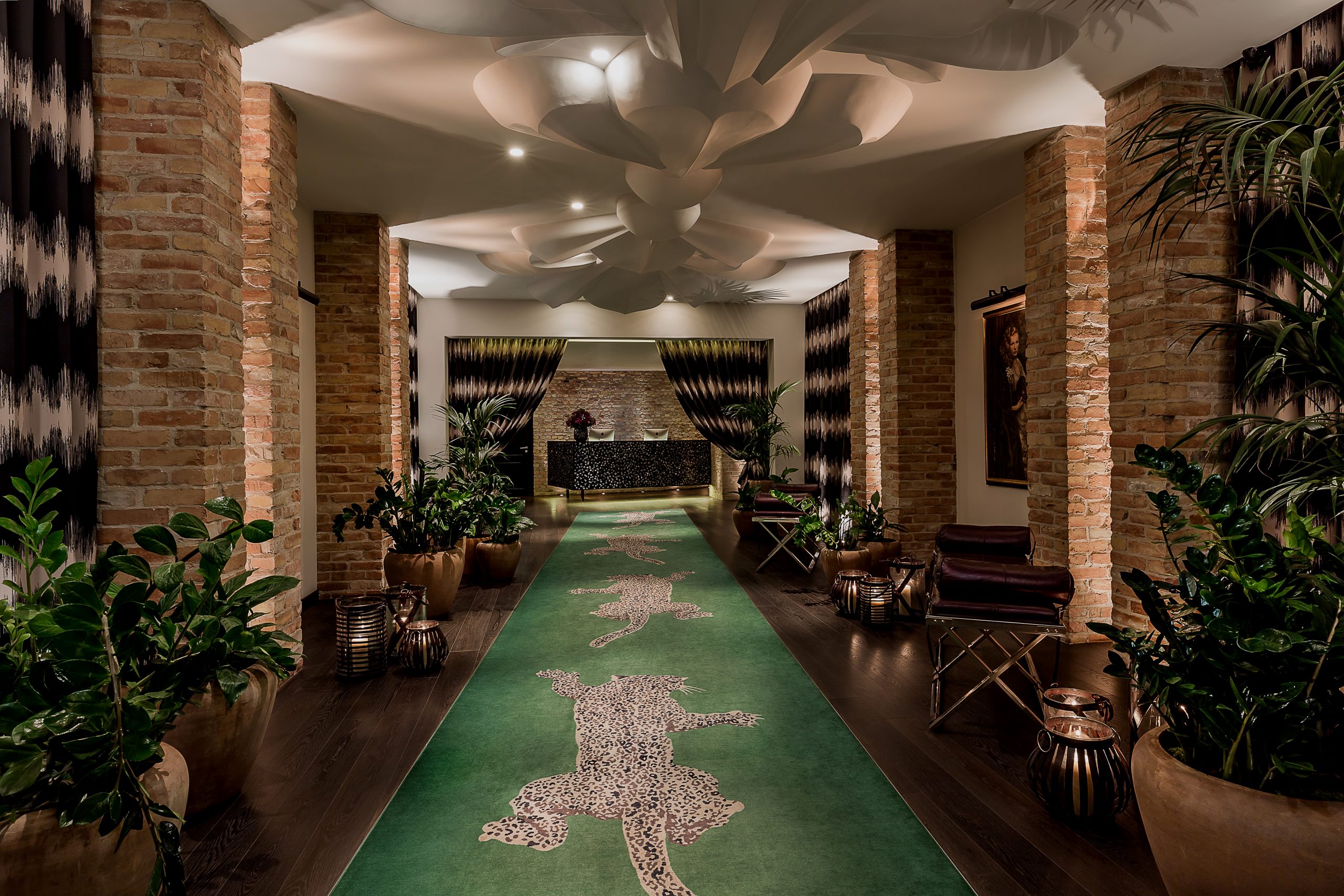 Hotel Zoo Berlin: A High-End Bundle Of Luxury And History