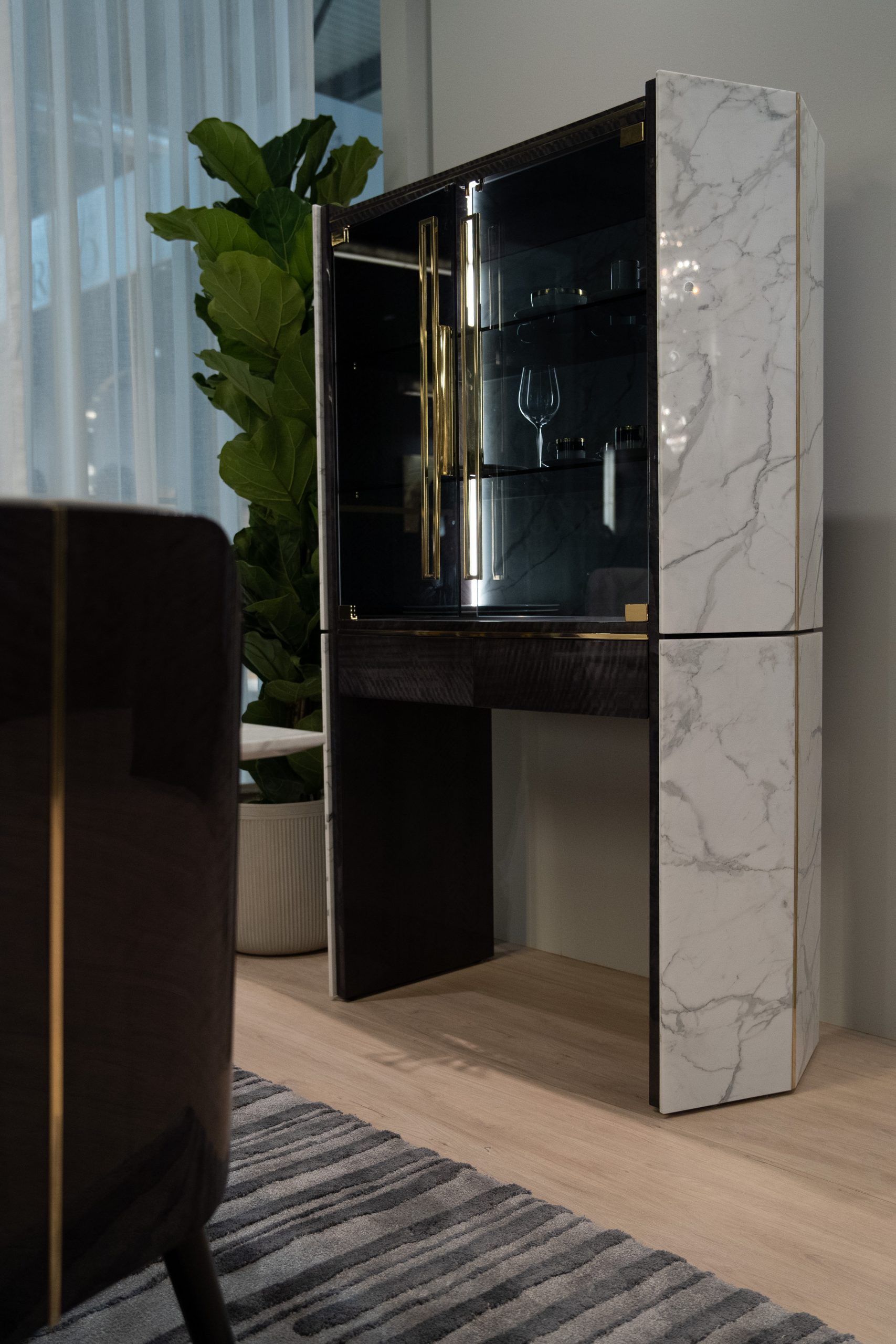 LUXXU Set It In Stone - Salone del Mobile 2022 Dining Room