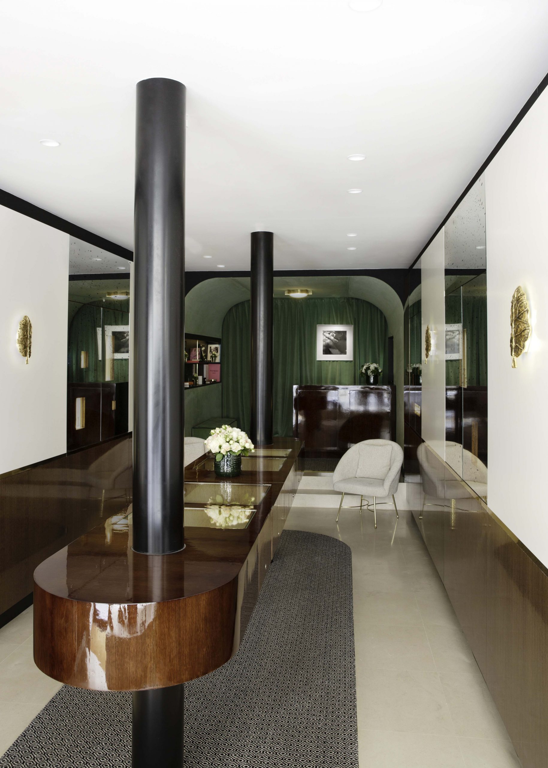 Necchi Architecture: Building Designs With Clear Visions