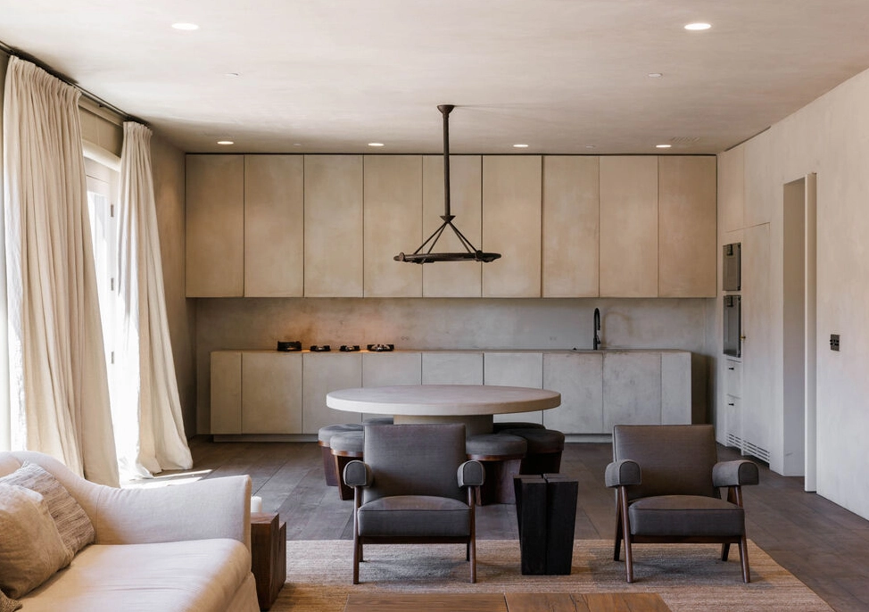 Kim Kardashian Has Her Calabasas Condo Up For Sale Again!