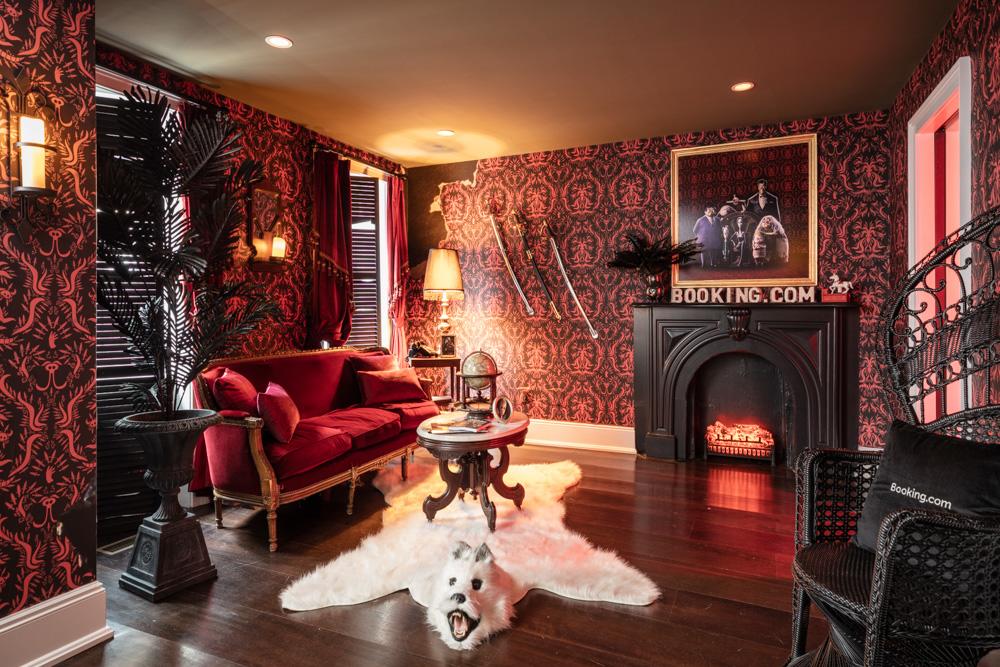 Addams Family: Unveiling A Replica Of The Spooky Mansion