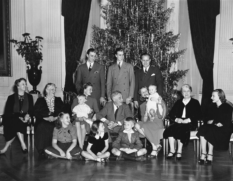 Christmas: A Timeline Of The White House Holiday Decor
