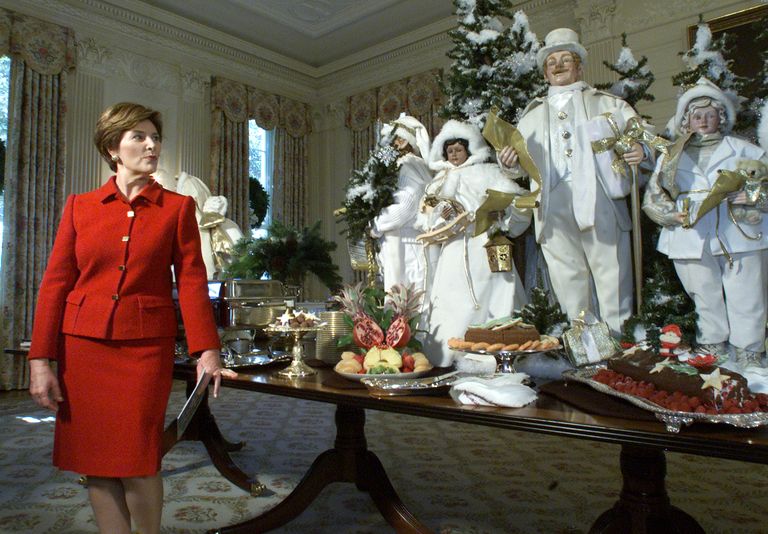 Christmas: A Timeline Of The White House Holiday Decor