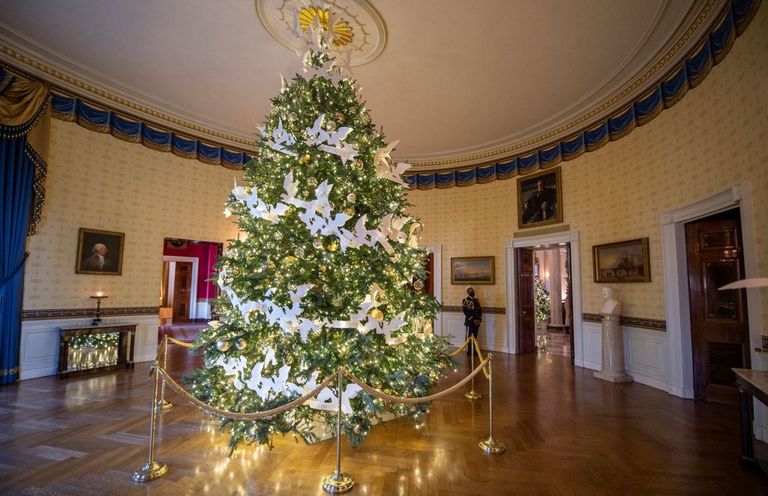Christmas: A Timeline Of The White House Holiday Decor