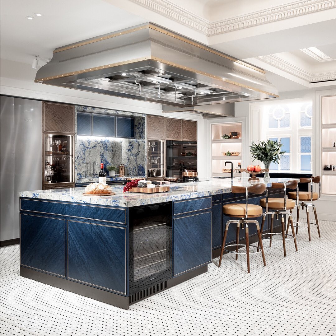 LINLEY: Luxury British Design