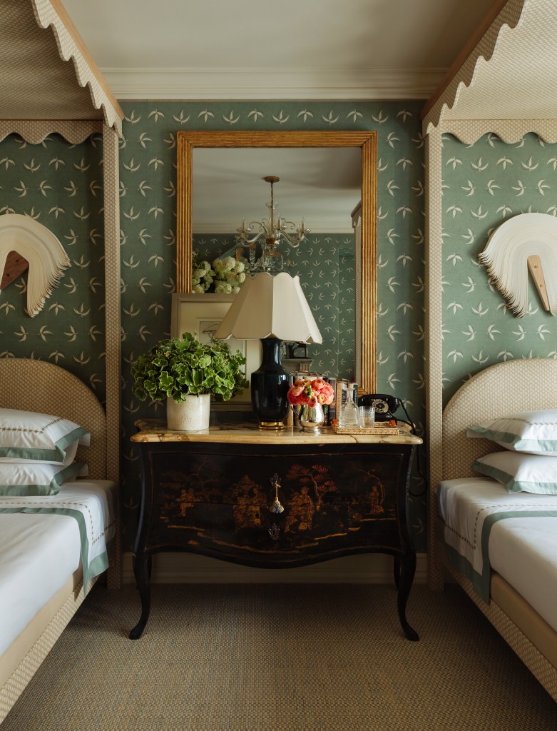 Spring Decor: Refreshing Trends For 2023