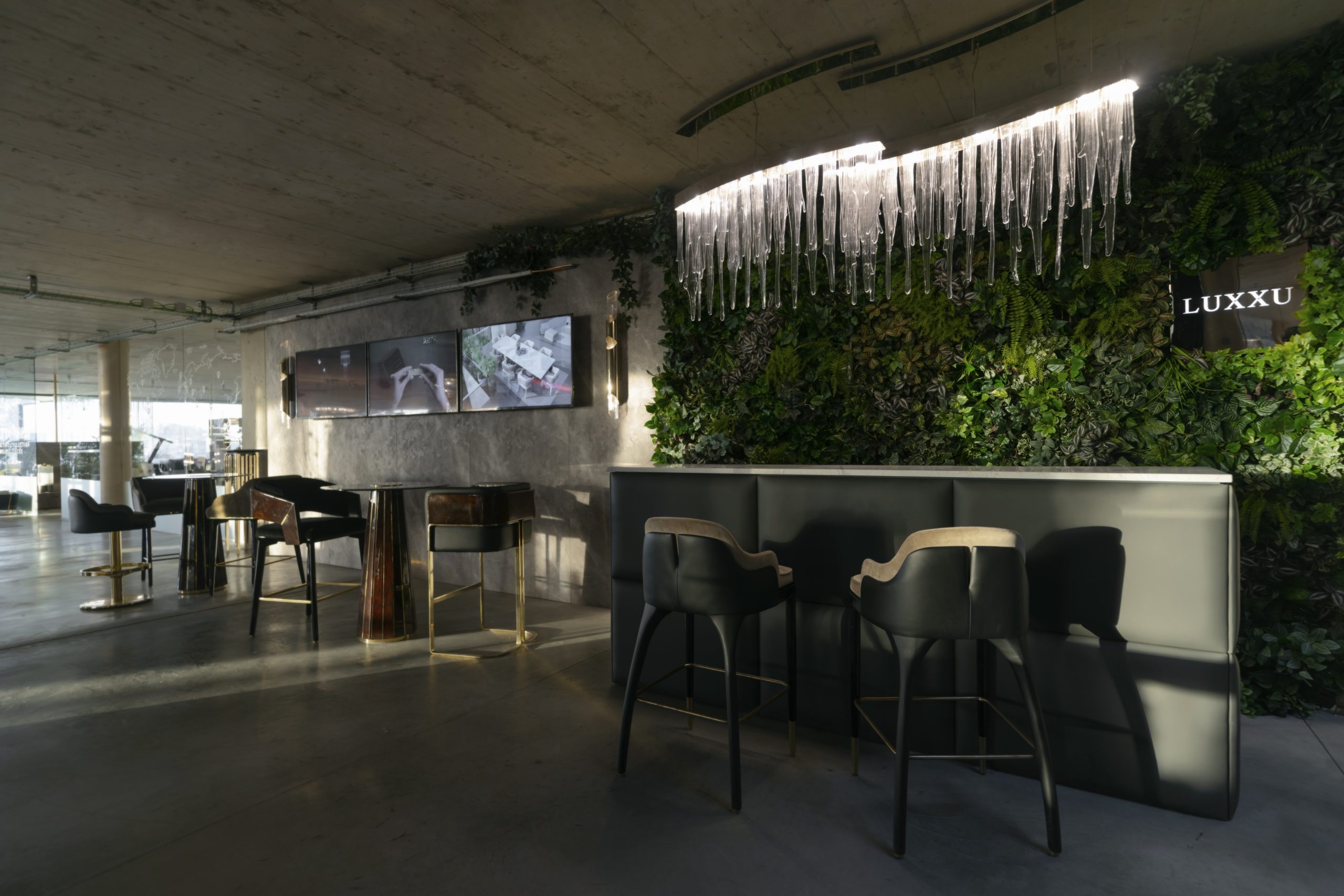 LUXXU Showroom: A Look Corner By Corner