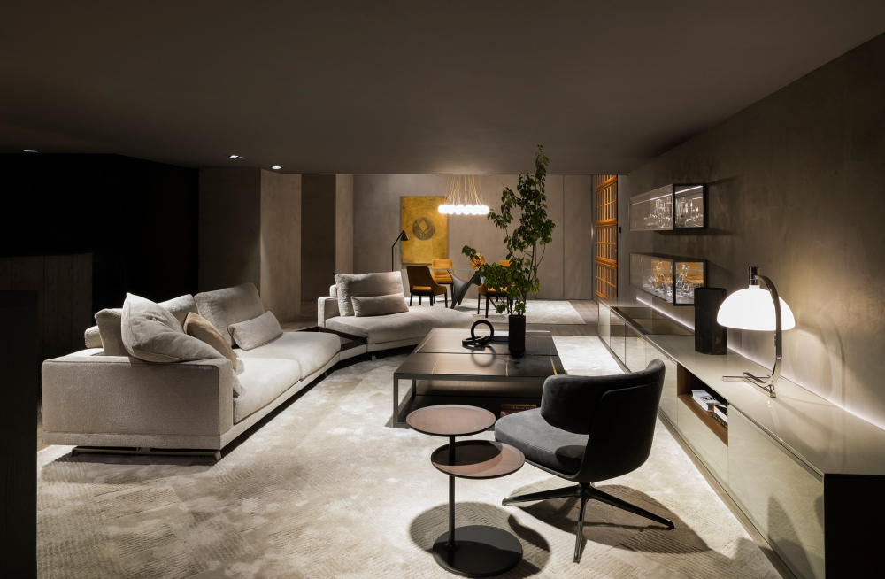 Milan: Discover The Best Luxury Showrooms For A Shopping Spree