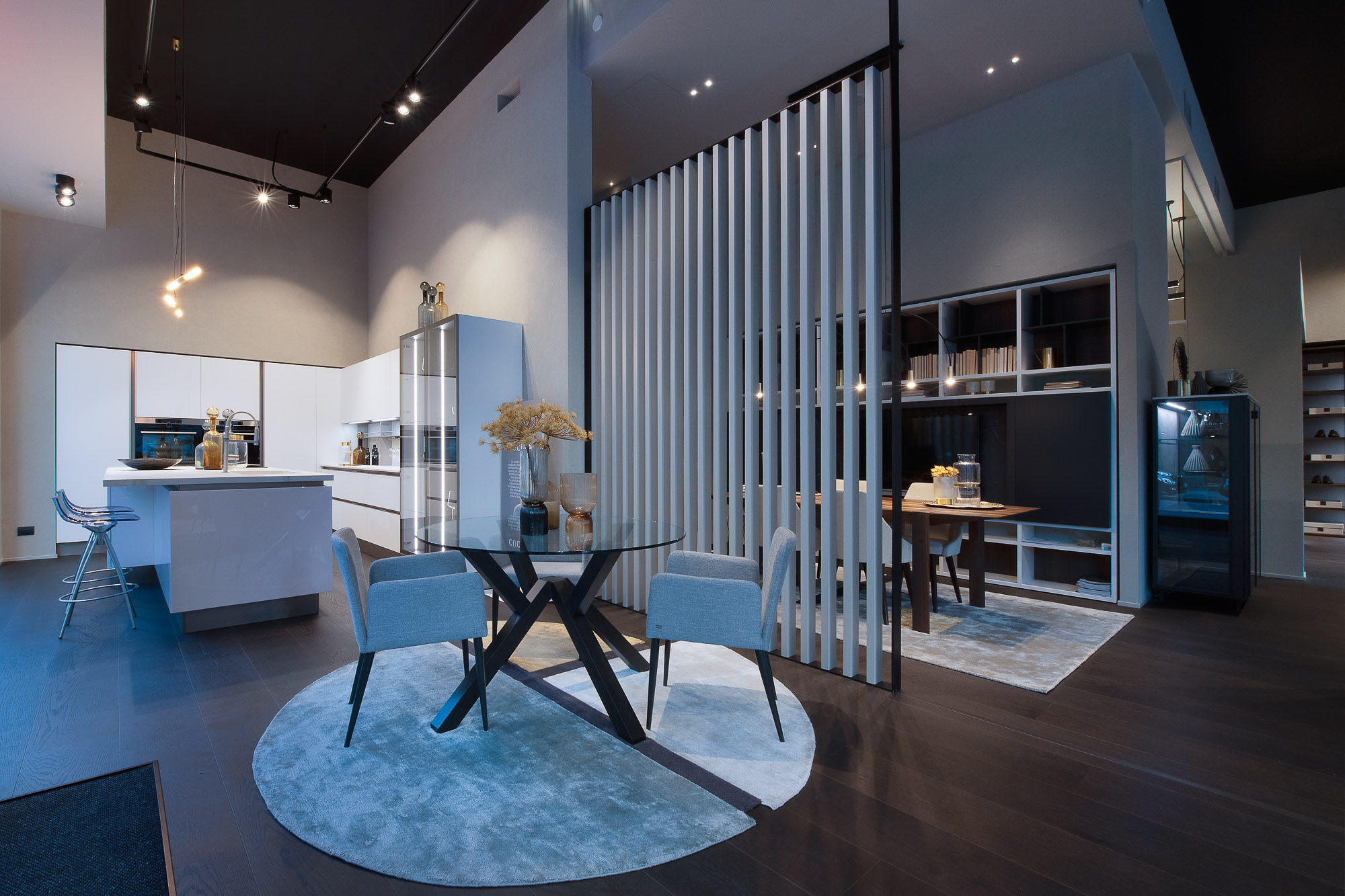 Milan: Discover The Best Luxury Showrooms For A Shopping Spree