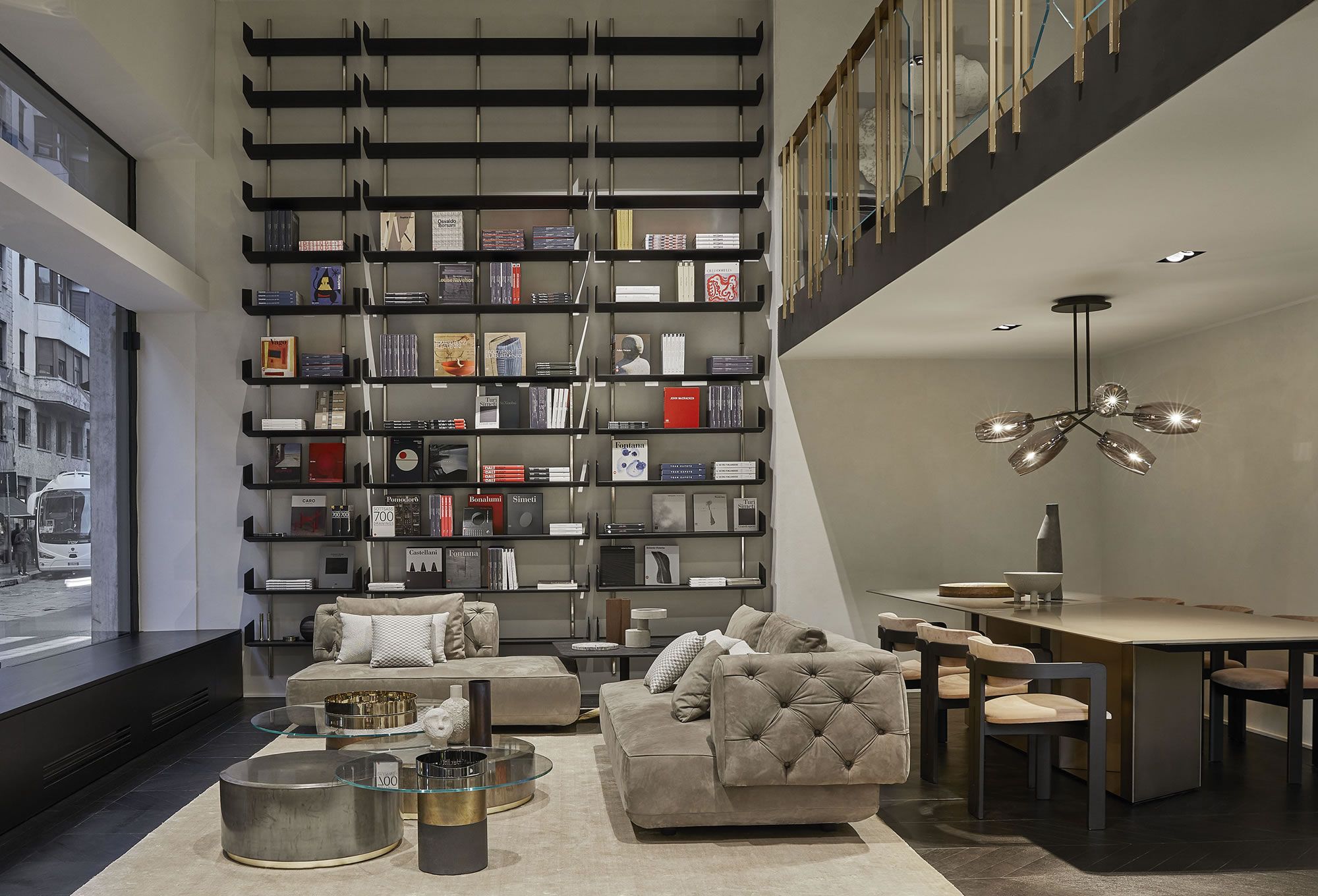 Milan: Discover The Best Luxury Showrooms For A Shopping Spree