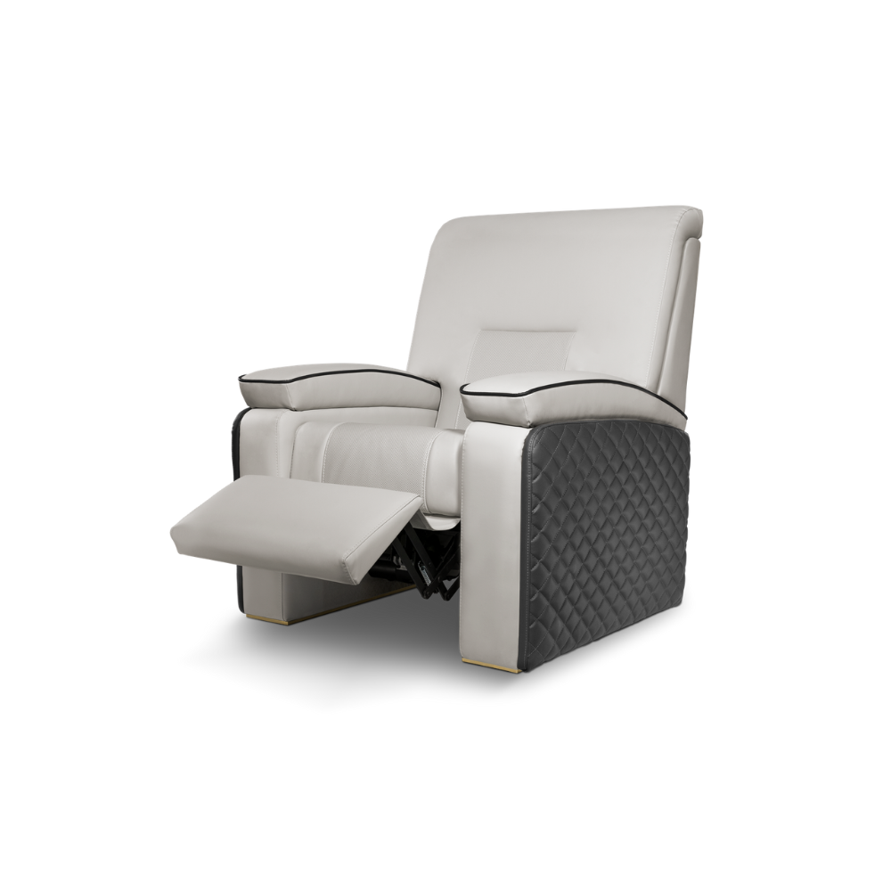 Thomson Massage Chair by LUXXU Home